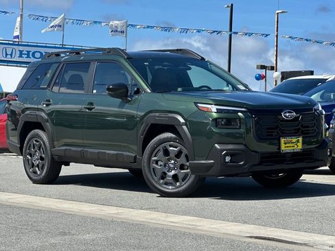 New 2026 Subaru Outback Premium AWD/4WD image 2
