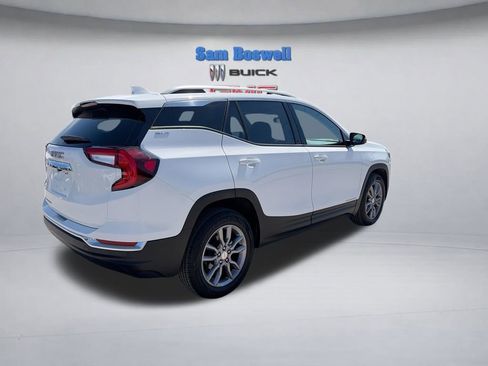 Certified 2023 GMC Terrain SLT FWD image 8