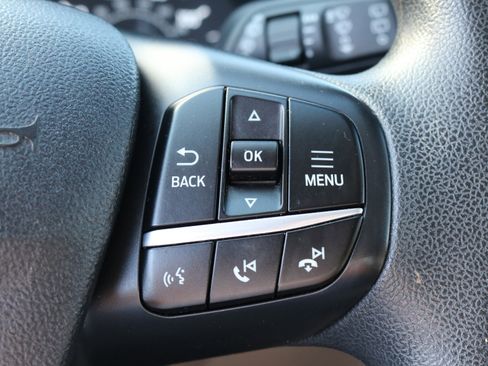 Used 2022 Ford Escape SE image 12