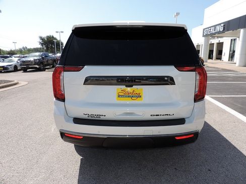 Certified 2024 GMC Yukon Denali Ultimate AWD/4WD image 6