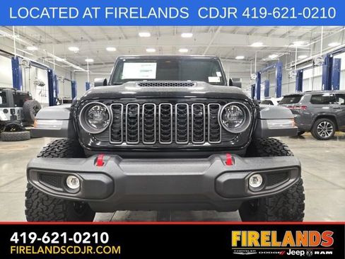 New 2026 Jeep Wrangler Unlimited Rubicon AWD/4WD image 8