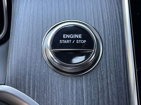 New 2026 Mercedes-Benz GLC 350e 4MATIC image 32