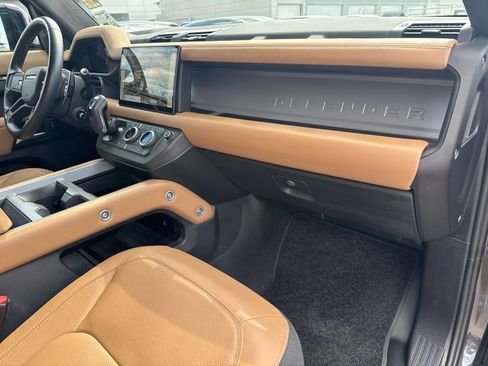 Used 2025 Land Rover Defender 130 V8 image 14