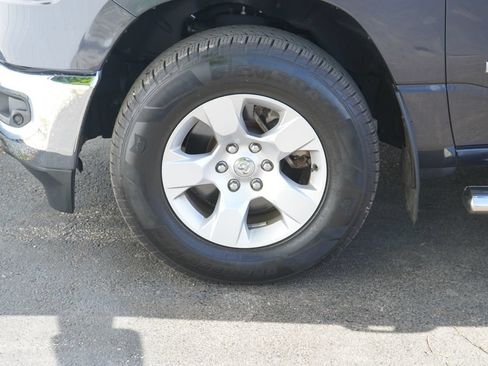 Used 2020 RAM 1500 Big Horn AWD/4WD image 6