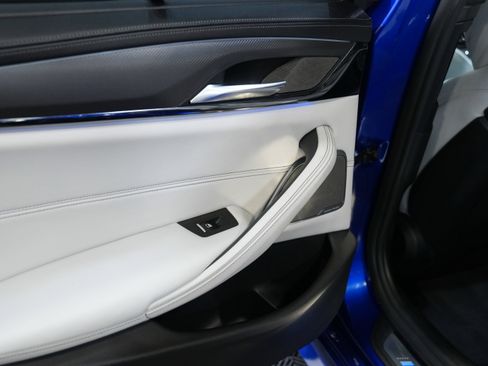 Used 2019 BMW M5 w/ Executive Package image 26