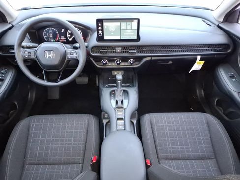 Certified 2026 Honda HR-V LX image 10