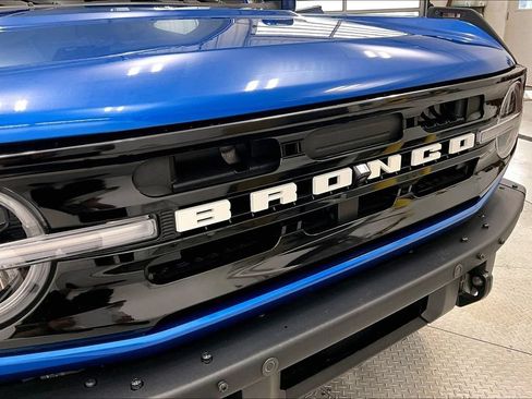Used 2024 Ford Bronco Outer Banks AWD/4WD image 29