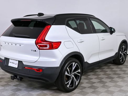 Used 2021 Volvo XC40 T5 R-Design w/ Advanced Package image 27