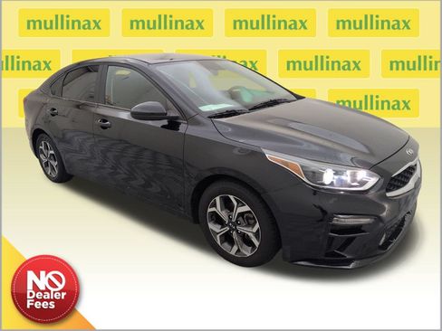 Used 2020 Kia Forte LXS FWD image 1