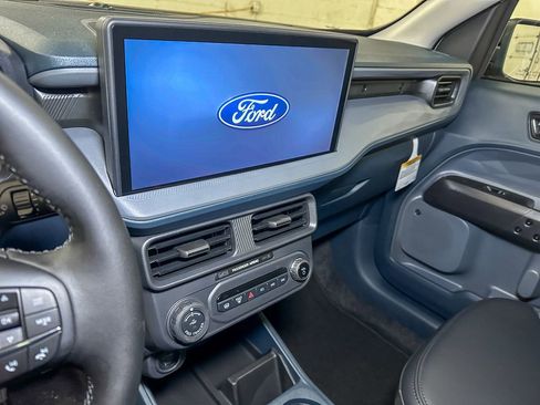 New 2026 Ford Maverick Lariat w/ Black Appearance Package image 28