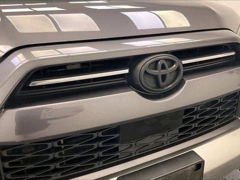 Used 2020 Toyota 4Runner TRD Off-Road Premium w/ Moonroof Package image 27