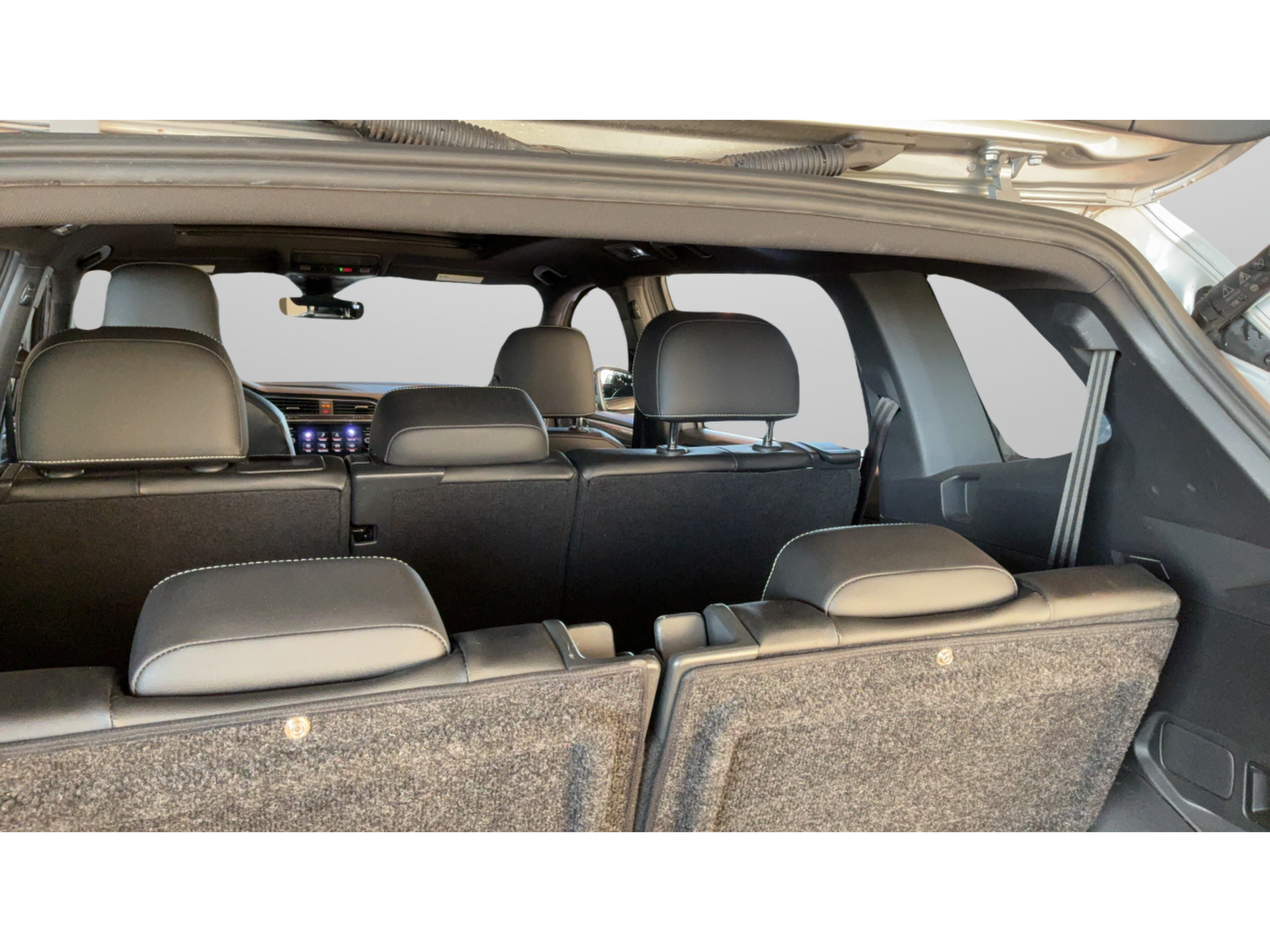 Used 2022 Volkswagen Tiguan SE R-Line FWD image 37