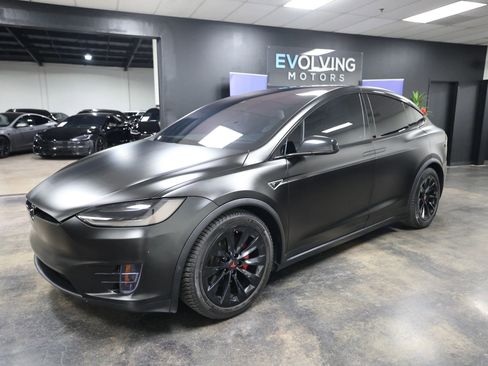 Used 2016 Tesla Model X Performance image 3