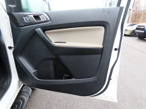 Used 2019 Ford Ranger Lariat w/ Equipment Group 501A Mid image 10