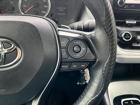 Used 2021 Toyota Corolla SE image 23