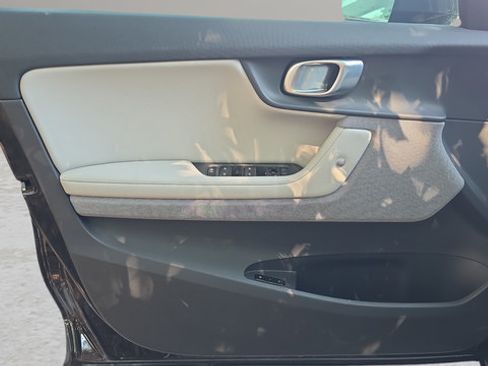 Used 2023 Polestar Polestar 2 w/ Pilot Pack AWD/4WD image 28
