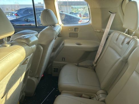 Used 2012 Toyota Highlander Limited image 10