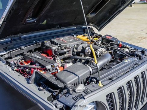 Used 2020 Jeep Wrangler Unlimited Rubicon AWD/4WD image 17