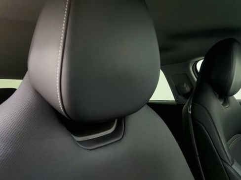 Used 2025 Lucid Air Touring AWD/4WD image 35