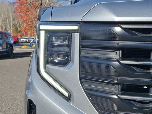 Certified 2024 GMC Sierra 1500 Pro w/ Graphite Edition image 10