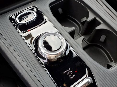 New 2026 Jeep Cherokee Limited AWD/4WD image 15