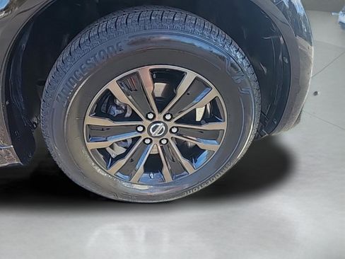 Used 2020 Nissan Armada Platinum w/ Captain's Chairs Package image 31