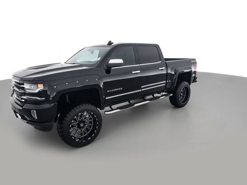 Used 2017 Chevrolet Silverado 1500 LTZ Z71 w/ LTZ Plus Package image 9