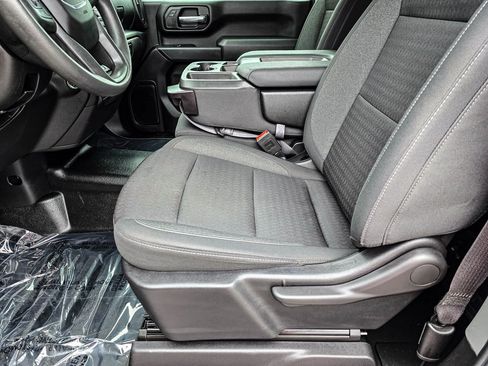 Used 2024 GMC Sierra 2500 Pro w/ Convenience Package image 22