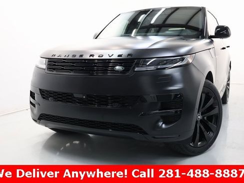 Used 2024 Land Rover Range Rover Sport SE image 2