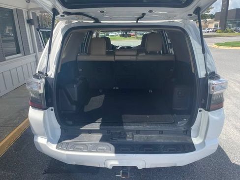 Used 2015 Toyota 4Runner SR5 Premium RWD image 14