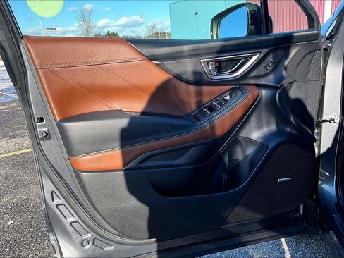 Used 2024 Subaru Forester Touring image 19