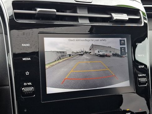 Certified 2023 Hyundai Tucson SEL w/ Convenience Package AWD/4WD image 18