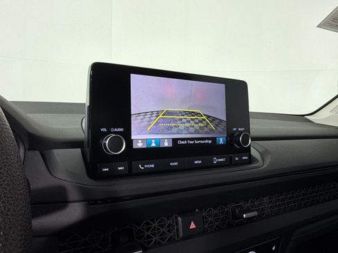 Used 2023 Honda Accord EX image 19