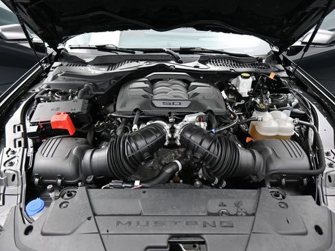 Used 2025 Ford Mustang GT Premium RWD image 26