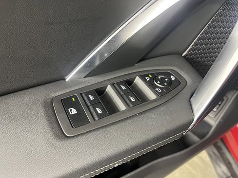 Certified 2025 BMW X2 xDrive28i w/ Convenience Package image 19