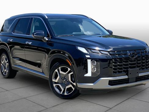 Used 2024 Hyundai Palisade SEL FWD image 3
