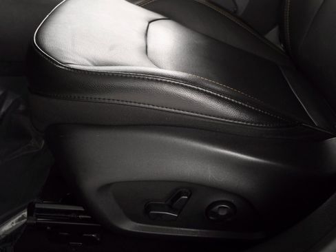 Used 2020 Jeep Compass Limited image 20