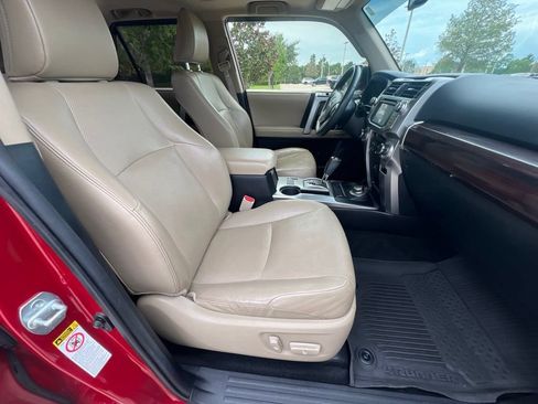Used 2016 Toyota 4Runner 4WD image 18