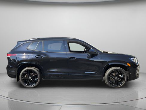 Used 2025 Volkswagen Tiguan SE R-Line AWD/4WD image 6