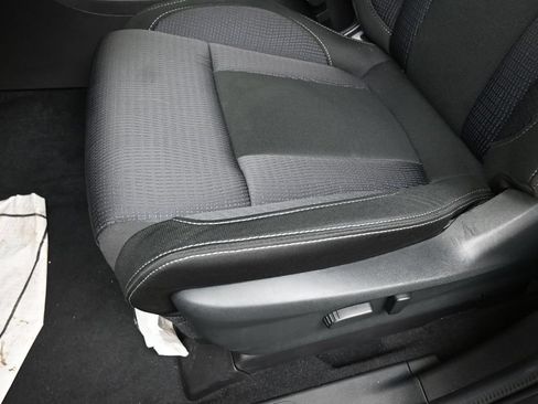 Certified 2025 Subaru Ascent Premium AWD/4WD image 22