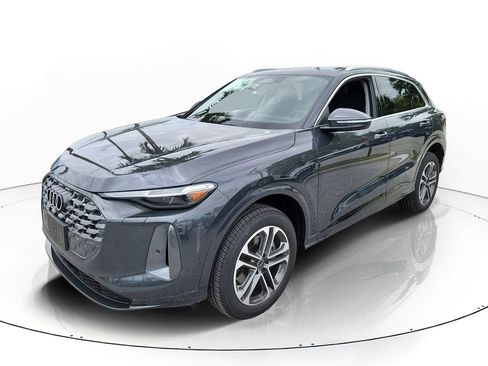 New 2026 Audi Q5 Premium Plus AWD/4WD image 2