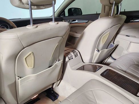 Used 2014 Mercedes-Benz CLS 550 w/ Premium 1 Package image 15