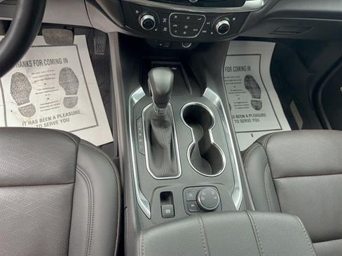 Used 2022 Chevrolet Traverse High Country w/ LPO, Floor Liner Package AWD/4WD image 22