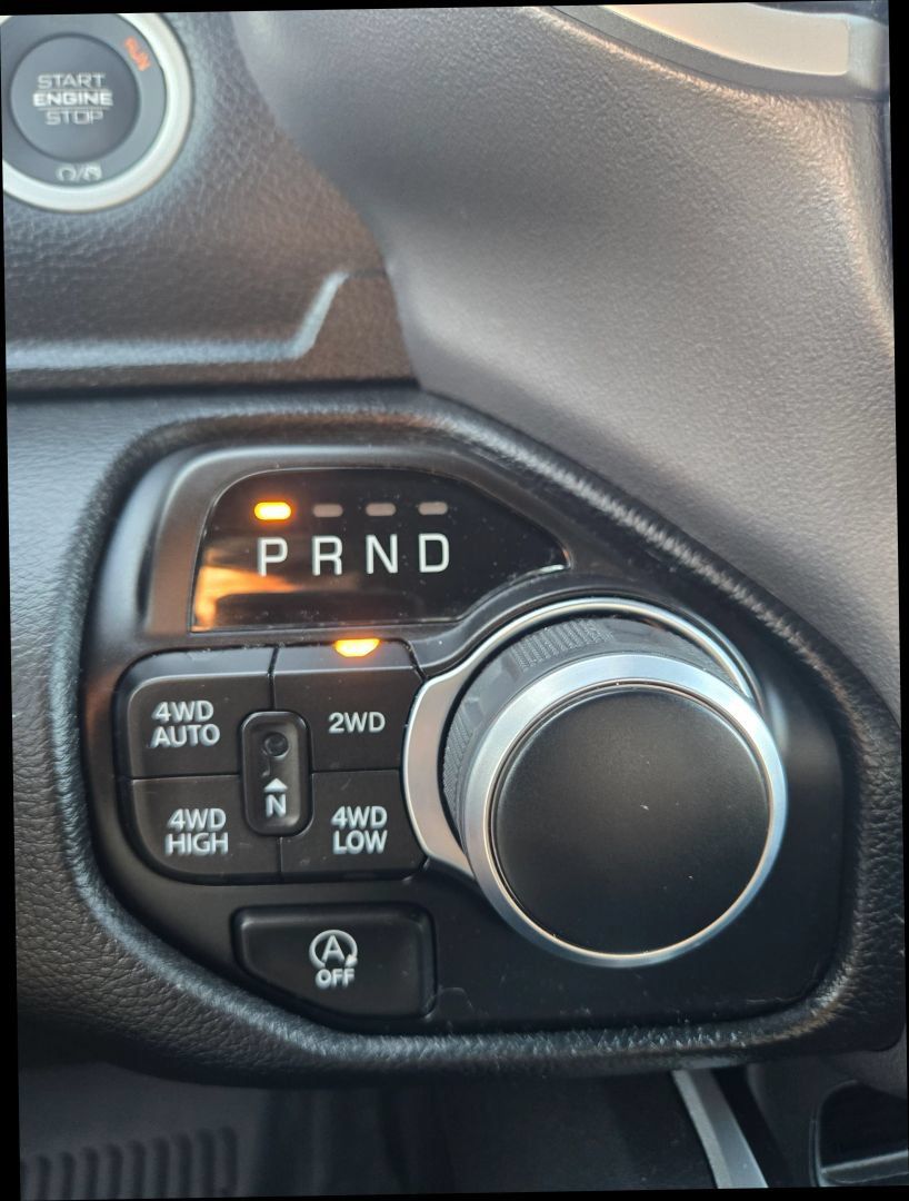 Used 2022 RAM 1500 Big Horn AWD/4WD image 22