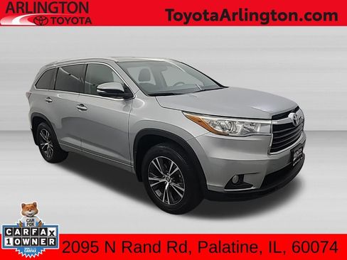 Used 2016 Toyota Highlander XLE AWD/4WD image 1