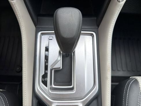 Used 2024 Subaru Forester Premium image 36