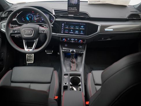 New 2025 Audi Q3 2.0T Premium Plus image 8