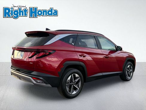 Used 2025 Hyundai Tucson SEL AWD/4WD image 8