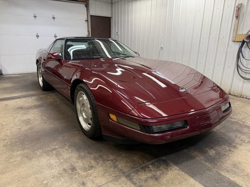 Used 1993 Chevrolet Corvette Coupe image 7