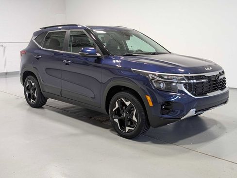 Certified 2024 Kia Seltos EX AWD/4WD image 6